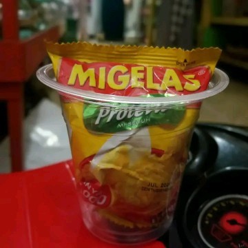 Asalamualaikum bun boleh gk ya makan mie gelas🙏🙏🙏