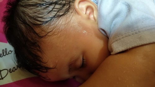 Bayi keringetan