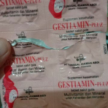 Mau tanya bun dari bidan dksh vit ini skrg dh hbs beli dapotik trdkt ga ada,boleh diganti folavit ga