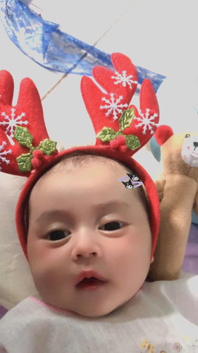 4วันน้องถ่ายทีปกติมั้ยคะ น้องทานนมแม่ผสมนมผงค่ะ ตอนนี้น้อง1เดือน20วันค่ะ