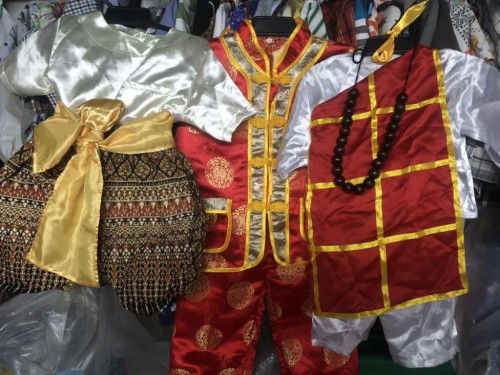 โล๊ะผ้าในรอบปี ราคาหลัก 10