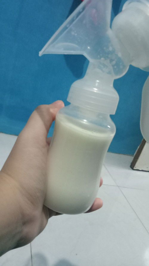 Gak mau nyusu pake dot