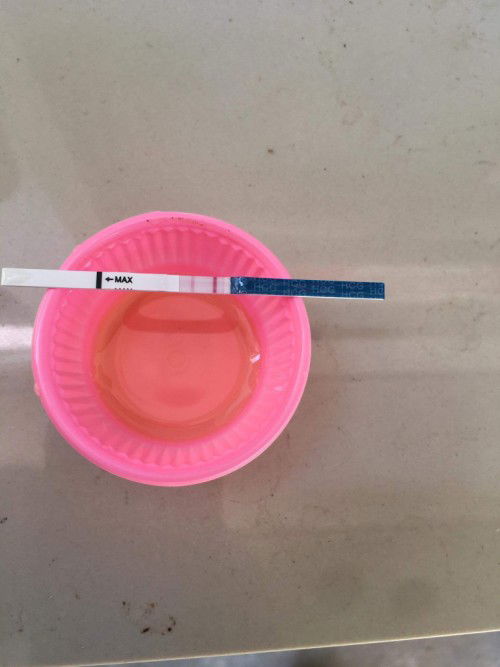 ท้อง5วีค6วัน  แต่ซาวด์ยังไม่เห็นอะไรผิดปกติมัยคะ