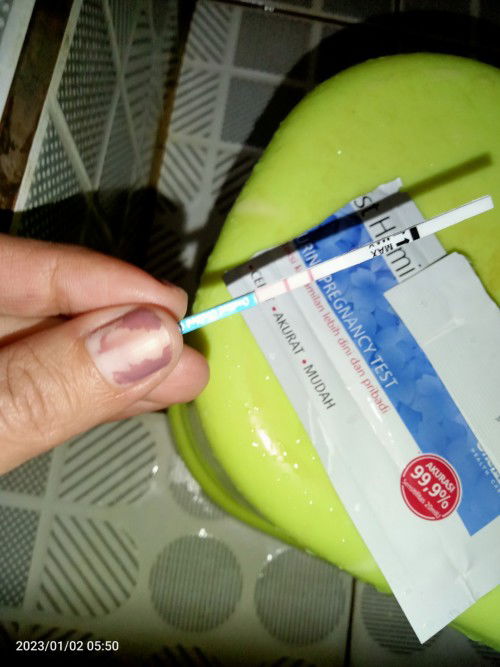 Keguguran kah? Tapi testpack masih 2 garis