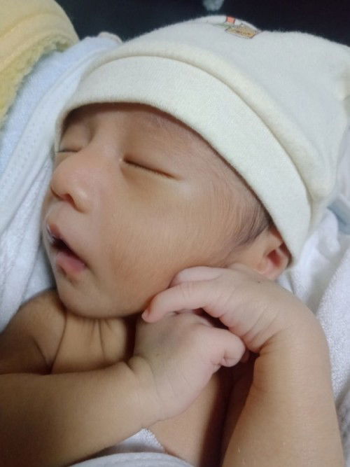 Pwedeng Vitamins for 27days old baby po low weight po kasi baby ko