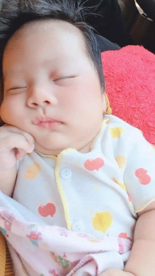 Bayi 1 bulan cew