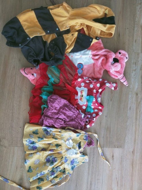 ปล่อยเสื้อผ้าลูกสาว เริ่มต้น 15บาท