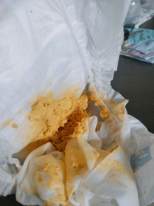 Minum susu dutch baby