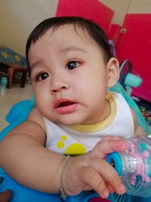 ฟันซี่​แรกขึ้นช่วงอายุกี่เดือนคะ 
ของน้องๆแต่ละบ้าน❤️