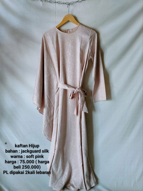 Barangkali ada yang minat barang PRELOVED