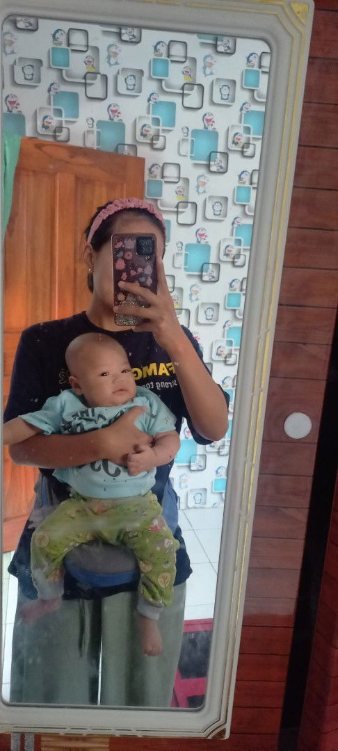 Gendong depan pakai hipset