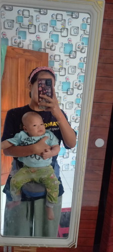 Gendong depan pakai hipset