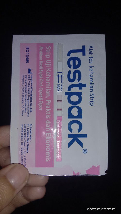 Belom telat haid, iseng2 tespek kok udah garis dua jelas banget gtu ya bun?? Ada yg bisa jlaskan?