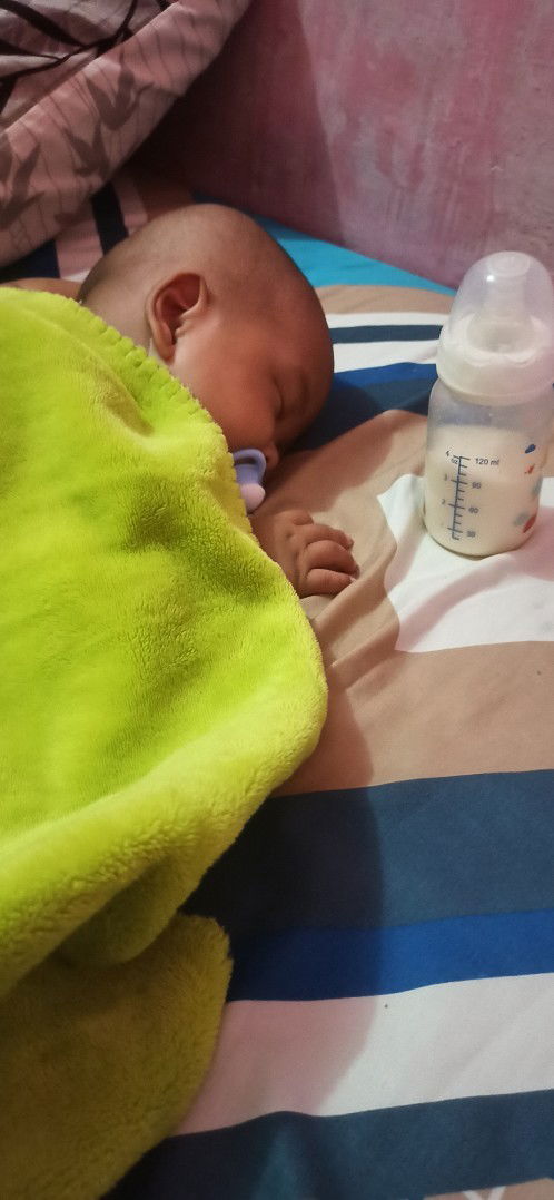 BAYI TIDUR TENGKURAP