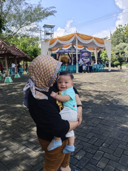 bun mau tanya dong
anak saya 4bulan kok masih krok krok ya nafasnya
meskipun tidak sering