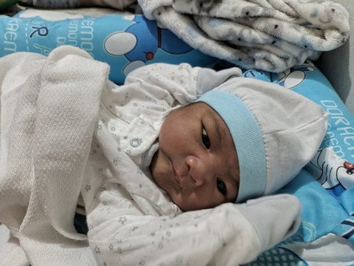 After 39 weeks of waiting finally babys out 🥰