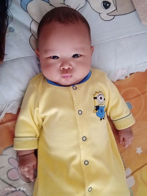 ลูกแพ้นํ้าลายตัวเอง