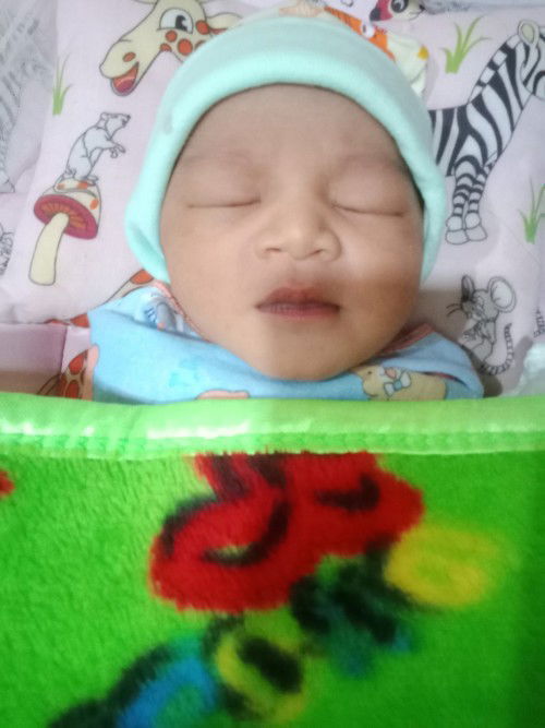 Alhamdulillah sudah lahir baby boy tanggal 28 Januari dari hpl 5 februari