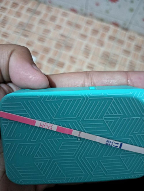 แม่เห็นกี่ขีดคะ หลังไข่ตก10วันตรวจเจอแบบนี้ท้องไหมคะ