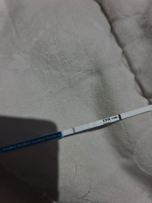 Garis 2 tapi 1 masih samar sekali