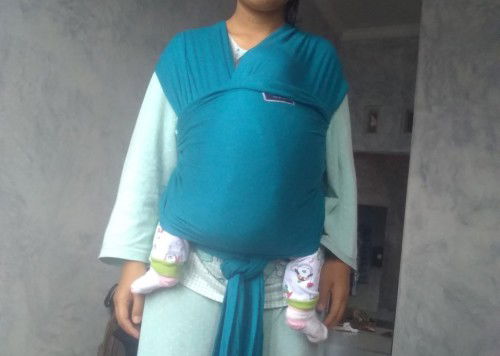 Apakah gendong M shape sudah benar