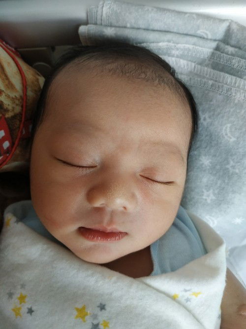 MasyaAllah Kangen ngeliat anak waktu masih baru lahir