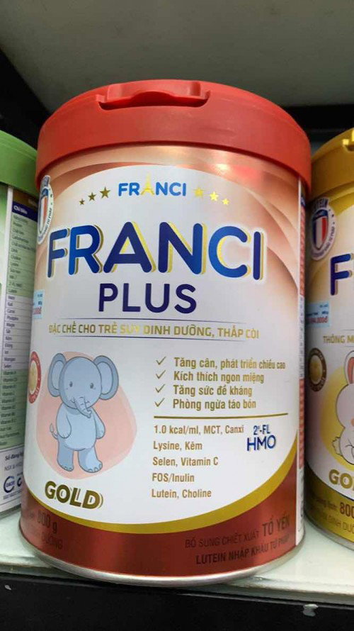 m nào biết loại sữa nào bé uống tăng cân vs chiều cao tốt k