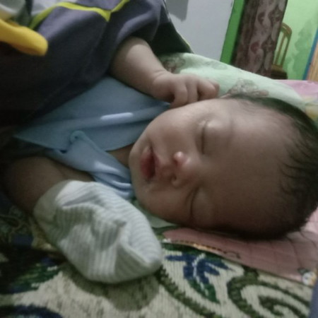 Bayi tidak dibedong
