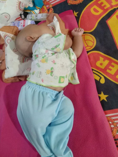 Bayi 2 bulan