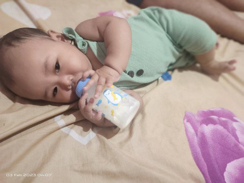 Bayi 3 bulan 25 hari
