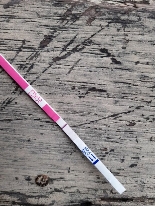 Keliatan gk sih 
Positif atau tdk?