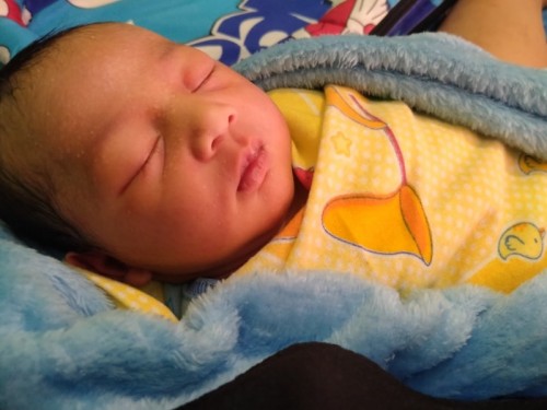 Hpl 16 Maret alhamdulillah baby launcing 15 feb usia 37 week sudah lahir berat 2.9 PB 49 baby girl