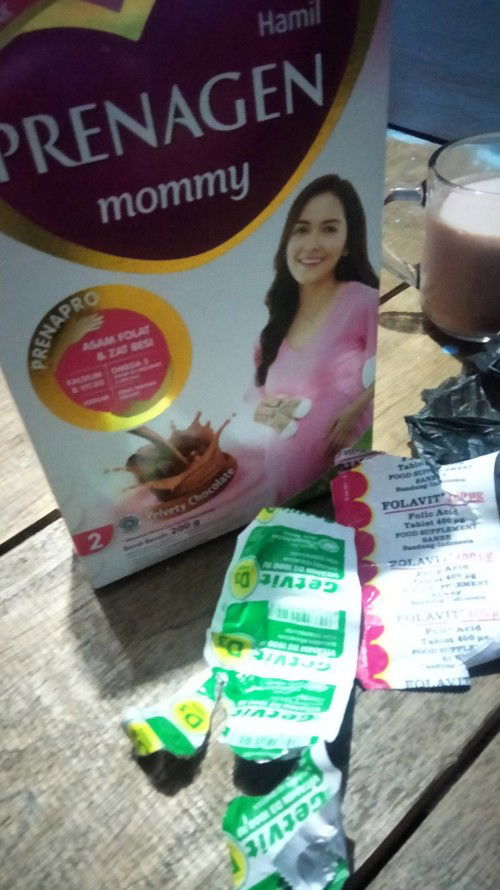 Ibu ibu sayang , saya mau bertanya
Saya hamil 5 Minggu 
Apa bisa minum susu Prenagen mommy 2