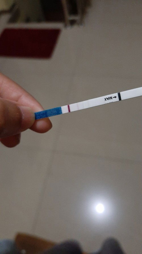 Hasil testpack dua garis samar