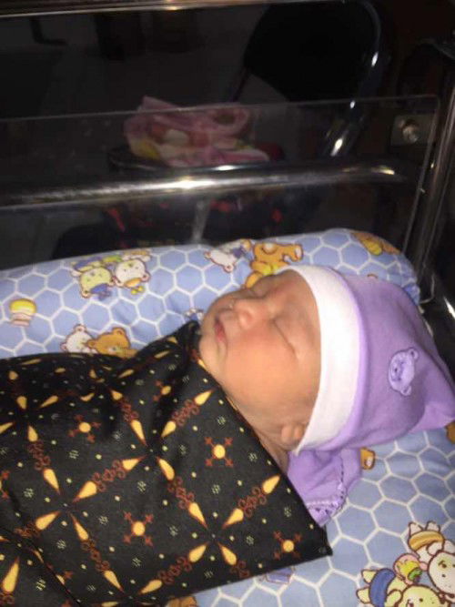 Hpl 28feb lahir anak pertama 21feb masyaAllah🙏