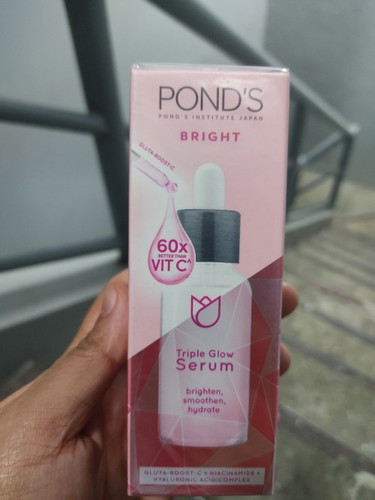 Hello mga momsh! Pwedi ba to sating preggy ung ponds serum?salamat sa sasagot🙂