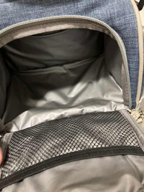 (Preloved) WTS V-Coool Double Layer Breastpump Bag