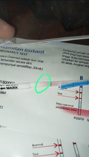 Bun mau tanya ini negatif apa positif ya soal ny garis ke dua nyaris ga keliatan Bun