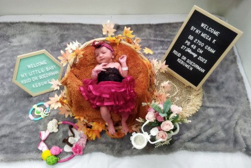 Bersalin di UK 36w ( maju 1 bulan dari HPL)