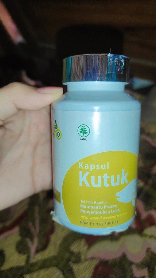 Kapsul kutuk 100% ori. Baru diminm10 butir ya. Karena lngsung sembuh kering jadinya gk diminum lagi.