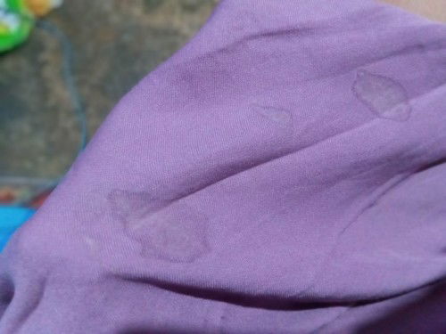 Maff mungkin potonya jorok ini kenapa ya Bun keluar kaya gini keputihan apa ketuban rembes ya?