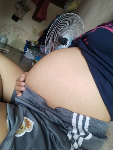 27+2 แล้ว แม่ๆคิดว่าท้องเล็กไหมคะ แต่น้องดิ้นดีมากเลยค่ะ