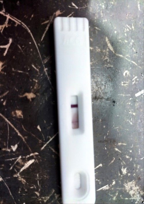 Makapal Ang lining 3pt positive buntis na Po ba