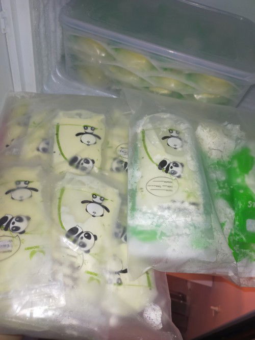 ASI MELIMPAH TAPI SI BABY GA MAU NGEDOT , CUMA MAU DBF