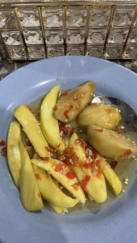 Nikmat banget bun makan asinan siang siang🤤😍