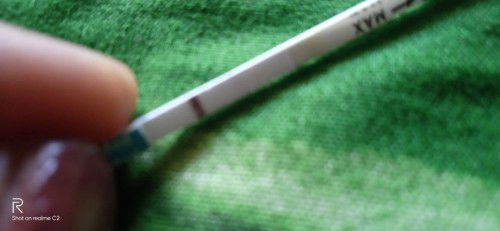 Bund saya mau tanya yah knpa garis dua tapi yang satu tebal yang satu nyah samar nyah agak gak jelas