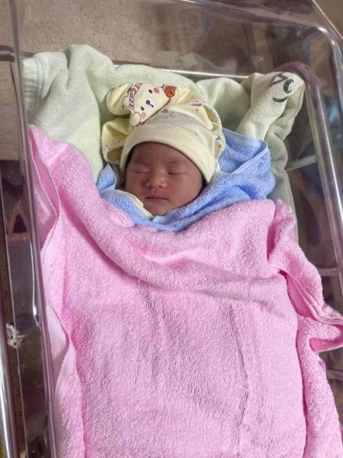 แอบไปแตกมาจ้า #ทีม7มีนา #ลูกสาว แม่เกือบขิตโดนยาเร่งคลอด