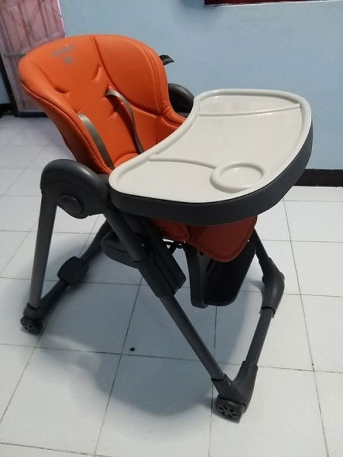 ขายเก้าอี้ทานข้าวแบบสูง ปรับได้ 1,200 ไม่รวมส่ง