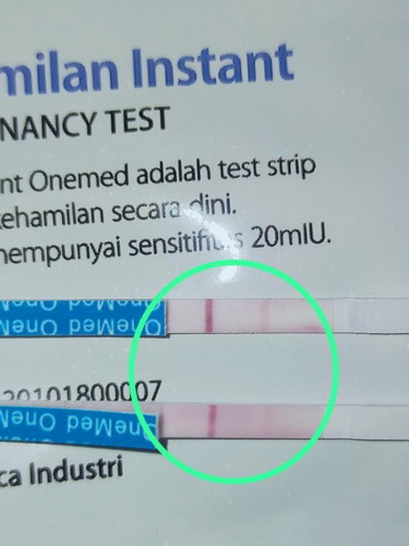 Haid telat seminggu, udah coba tespeck 3x hasilnys tetap 2garis samar, bagi info pengalaman dong bun