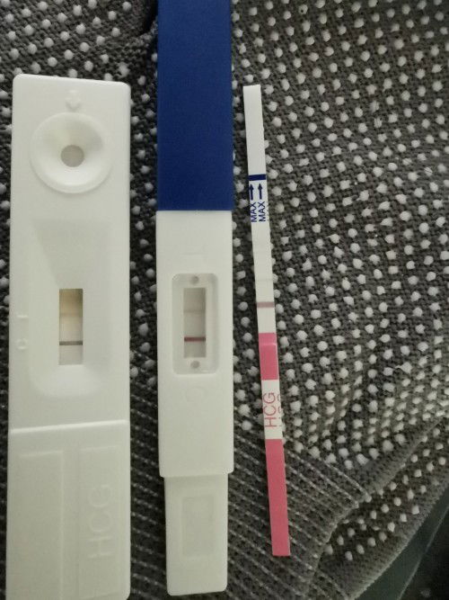 มีเลือดออกคล้ายมีประจำเดือน